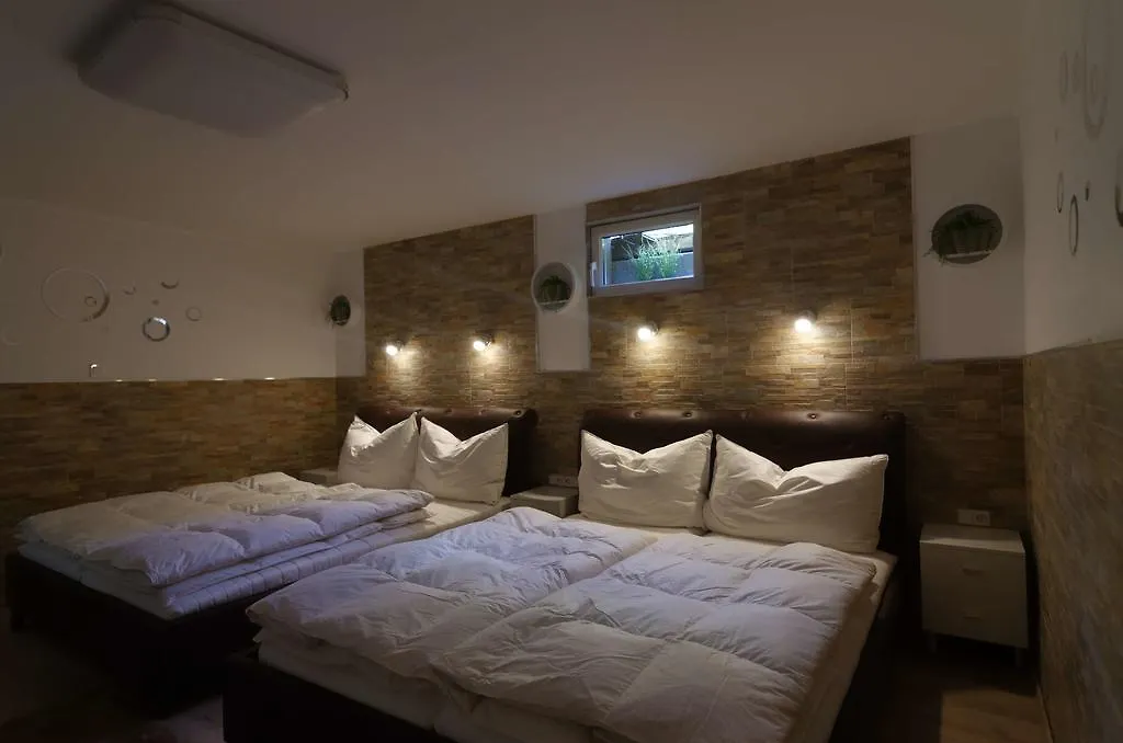 Flatprovider - Manuela Apartment Vídeň 0*,