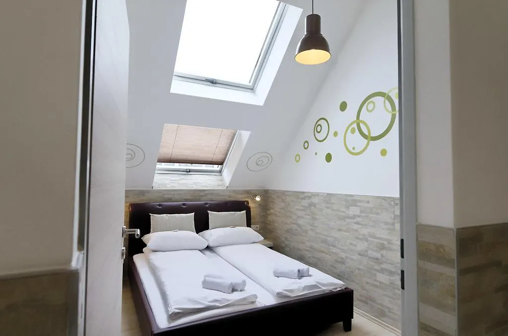 Flatprovider - Manuela Apartment Vídeň 0*,  Rakousko