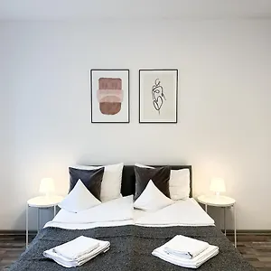 Comfy At Siebertgasse Apartmán