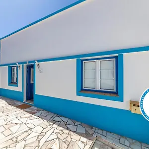 b54-casa-azul-in-burgau.hotelaalgarve.com/