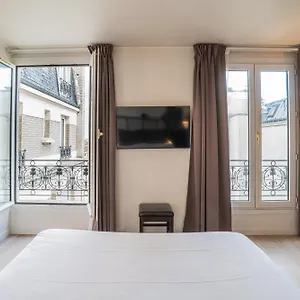 De Flore - Montmartre Hotel Paříž